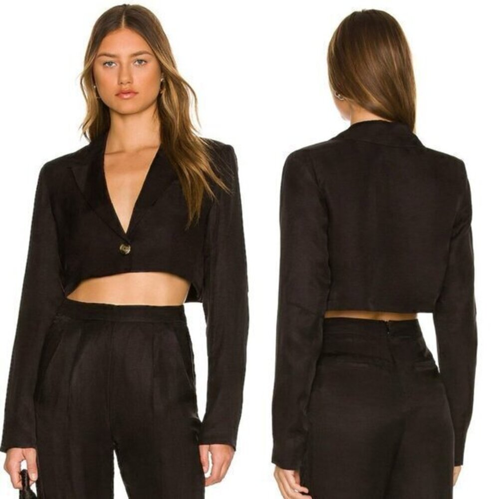 House of Harlow 1960 xREVOLVE Prague Cropped Blazer in Faded Black